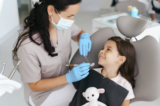 Best Emergency Tooth Extraction  in Hidalgo, TX